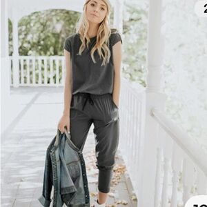 Albion Fit Short Sleeve Jumpsuit with Zip Ankle in Graphite Size XS
